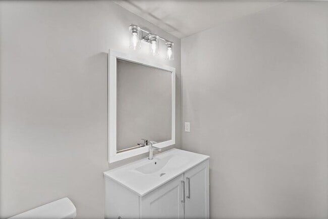 Photo - The Bookcliff: Chic 1-Bedroom Retreat: Sop...