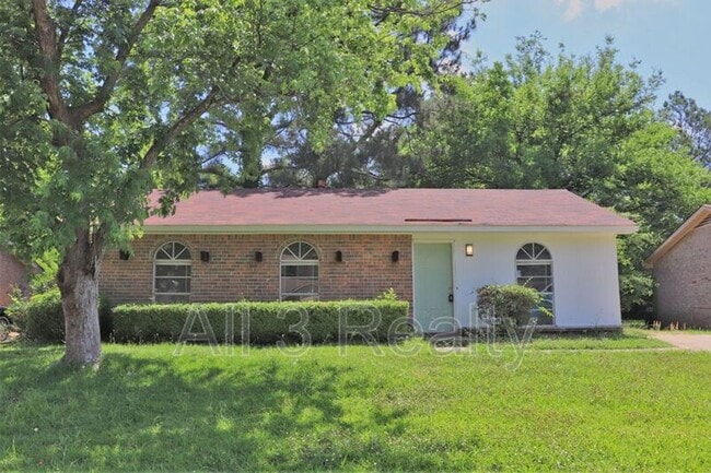 Building Photo - 4446 Wimbledon Rd
