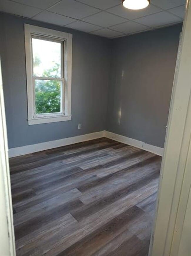 Photo - Lovely 2/1 small house for rent!!