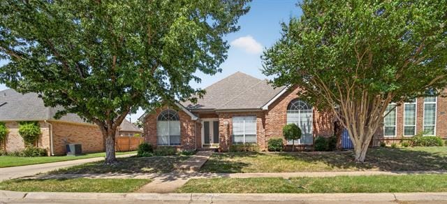 Building Photo - 1037 McCoy Dr