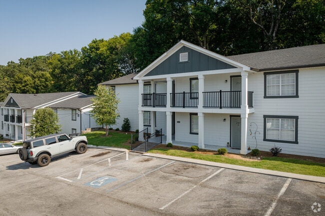 Building Exterior - Vandergriff Village Apartments by Callio Properties