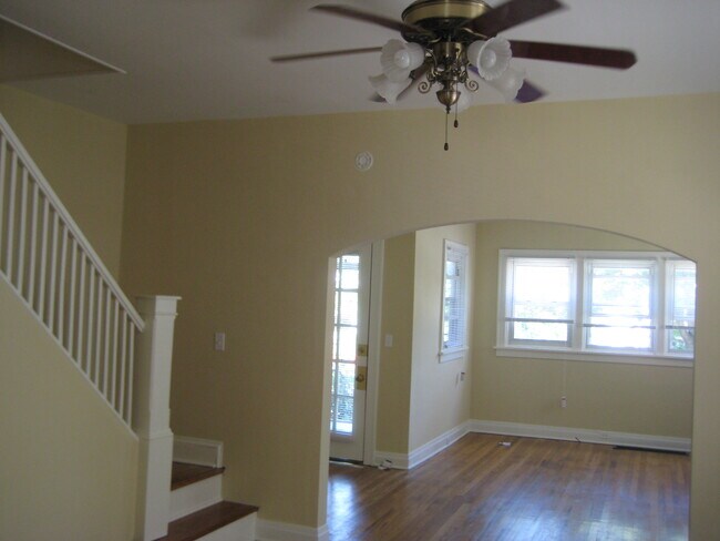 Photo - 2577 E 127th St Unidad Dukes Property