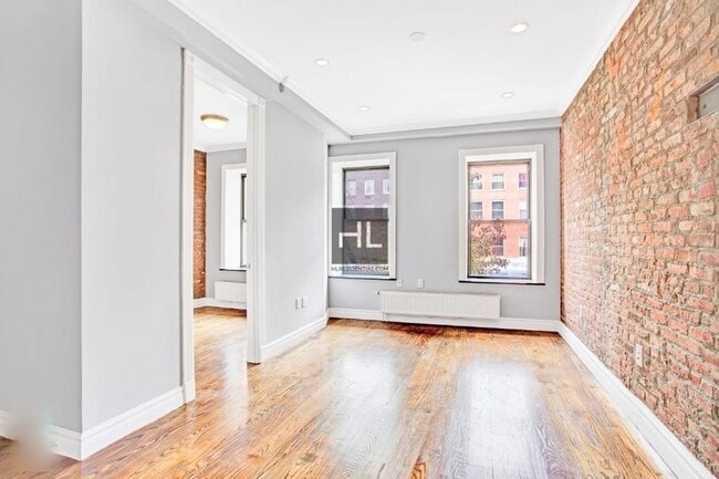 Photo - E 13TH ST. Unit 3E