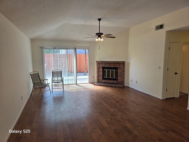 Photo - Three Bedroom Two Bathroom Home in Antelope