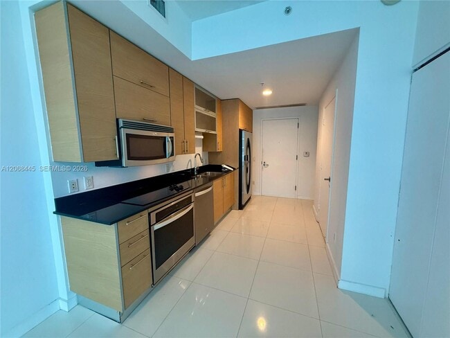 Photo - 60 SW 13th St Unit 1618