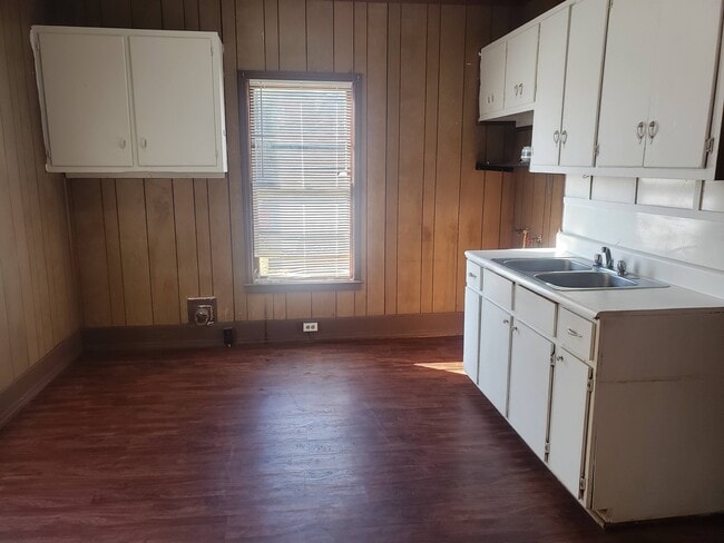 Photo - 31 Perry Ave Unit A