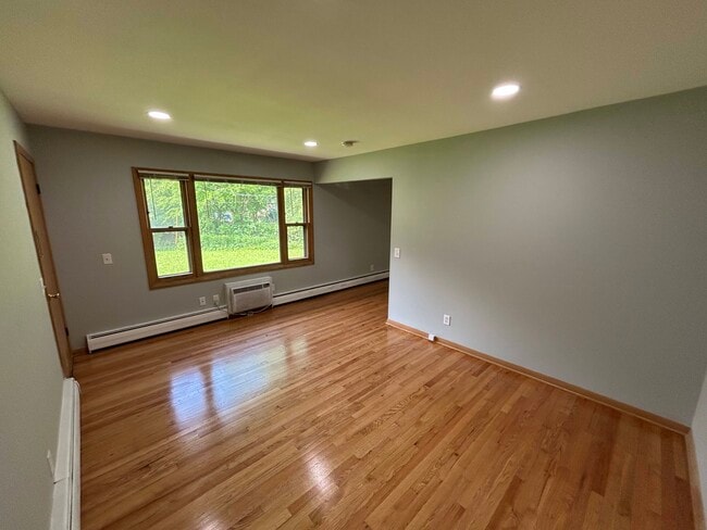 Photo - 6403 Eastgate Rd Apartments Unit C