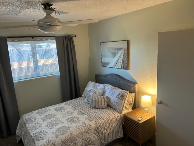 Photo - 841 W Santa Ana Ave