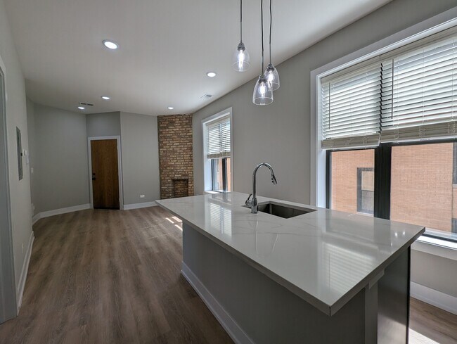 Photo - 437 W Belden Ave Condo Unit 1
