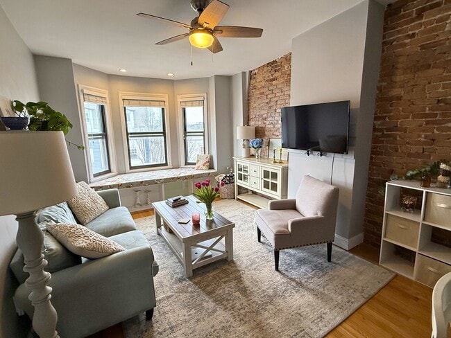 Photo - 265 Lexington St Unit 4