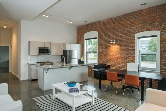 The Lofts at 285 Eastern Parkway
