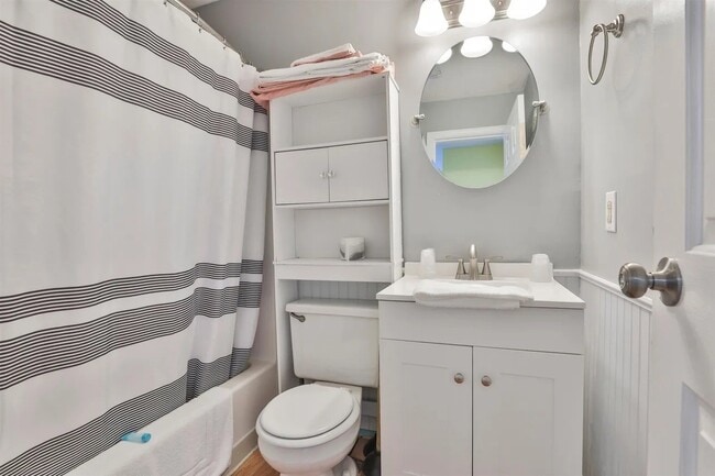 Building Photo - Hampton, NH2 Unit 227