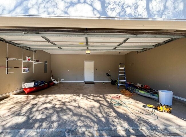 Photo - 304 Deer Hollow Dr