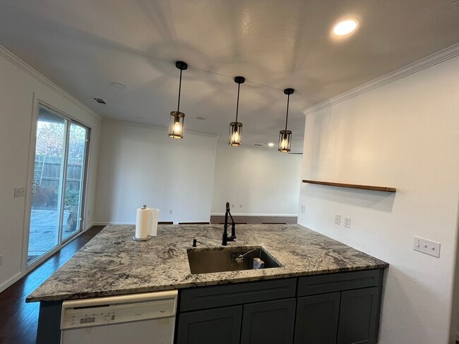 Photo - 5183 E Lowe Ave