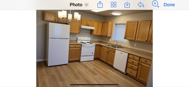 Building Photo - Country West Condos Unit 1.C