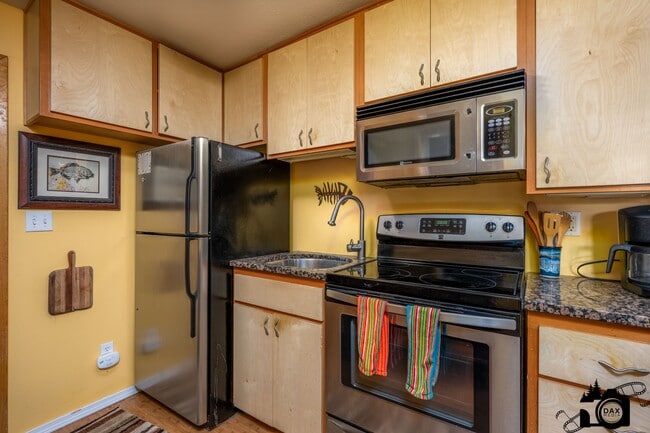 Photo - 1007 Second Avenue