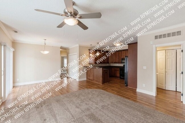 Photo - 14105 Airline Ave Unidad 7