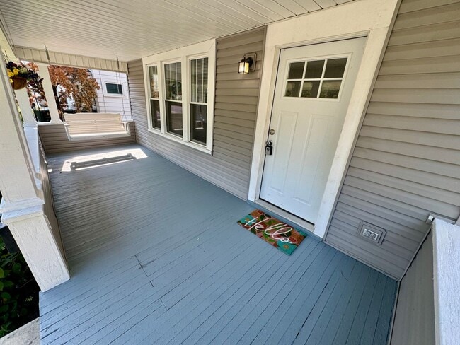 Photo - 1323 W 3rd Ave