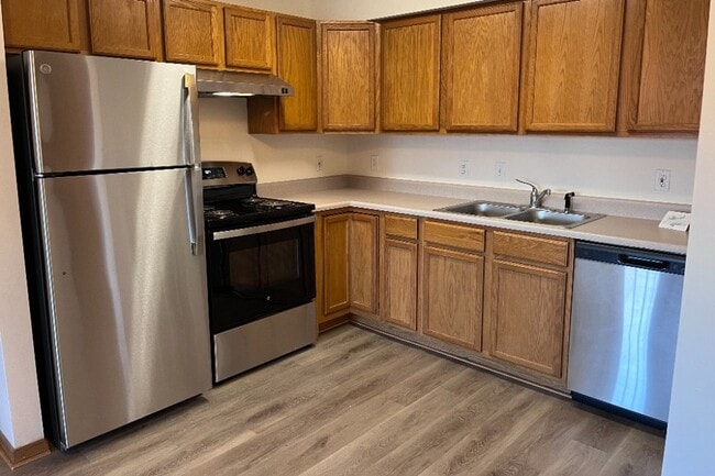 Electrodomésticos de cocina de acero inoxidable* - Eagles Ridge Apartments