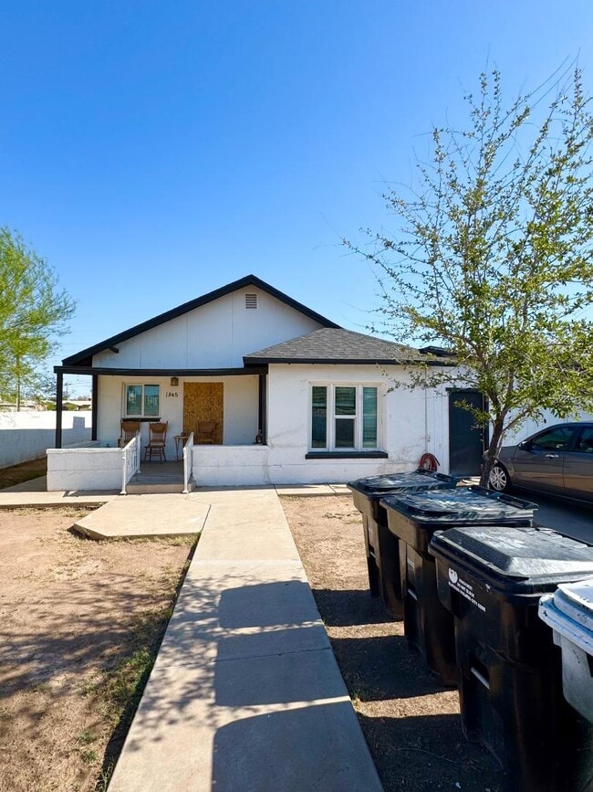 Photo - 1845 E Monroe St