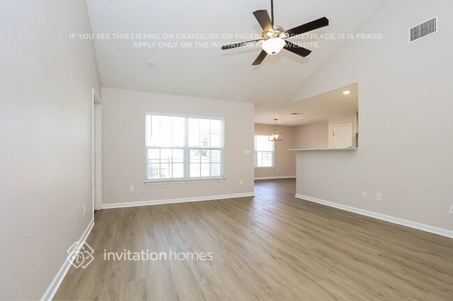 Photo - 308 Sarava Ln