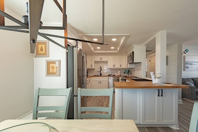 Photo - 1726 65th St