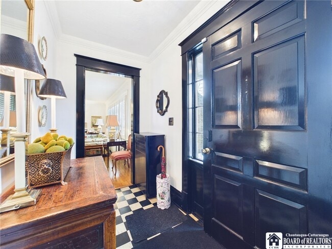 Photo - 422 York St