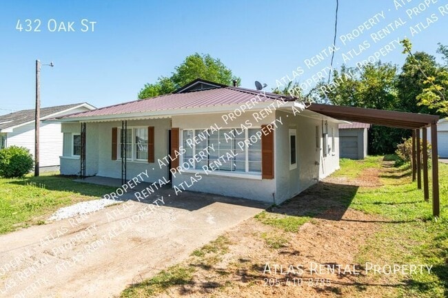 Photo - 432 Oak St