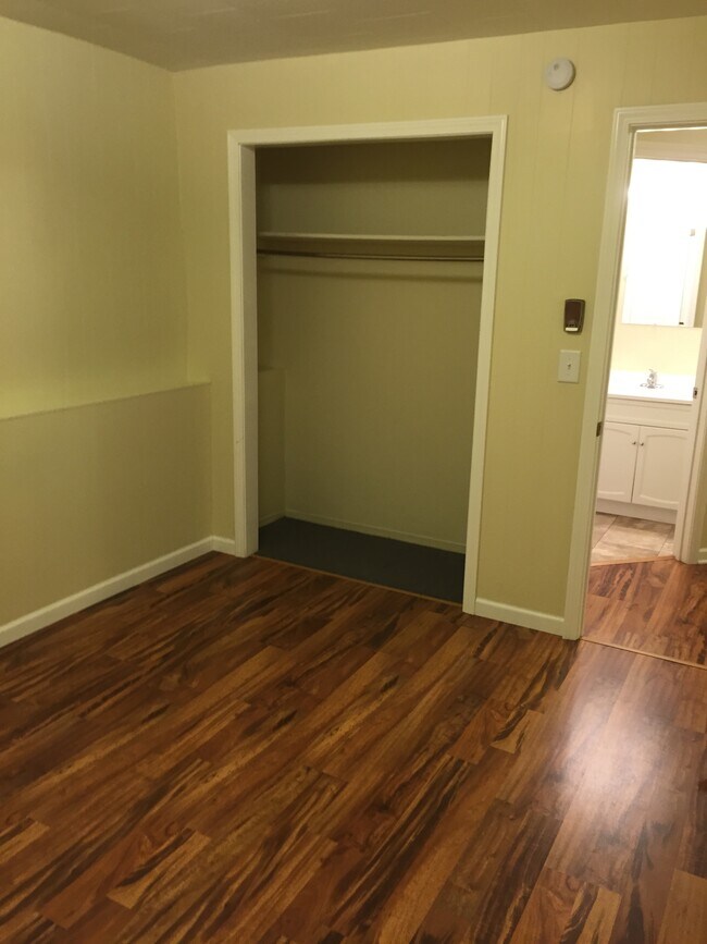 Photo - 429 E Broadway St Unit #1