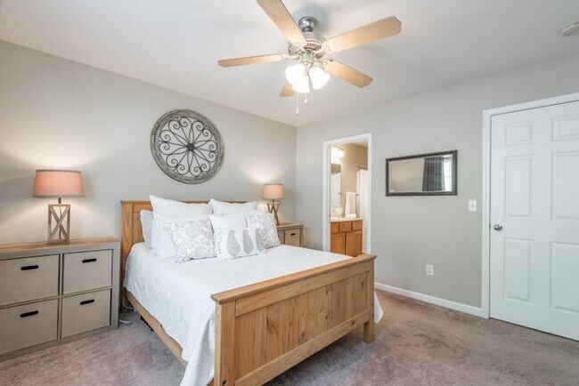 Photo - 10610 Missoula Way