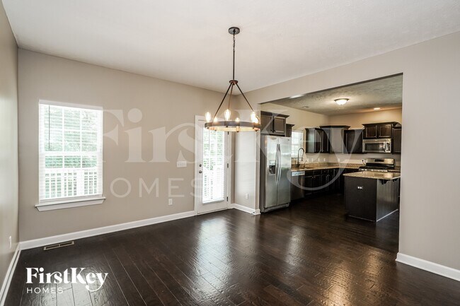 Photo - 6935 Calderwood Dr