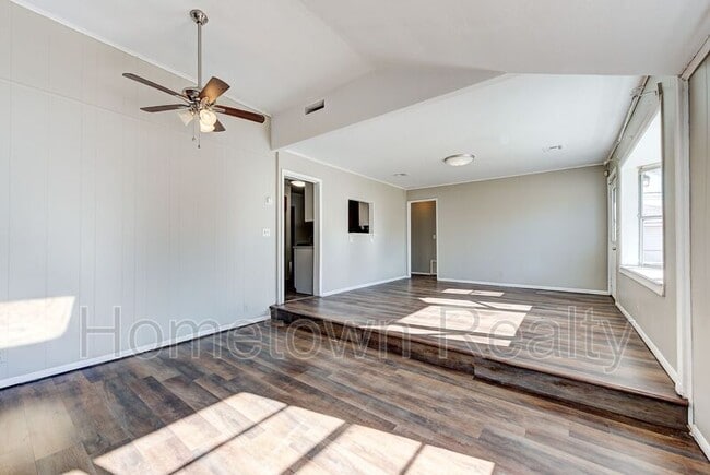 Photo - 7105 NW 43rd St