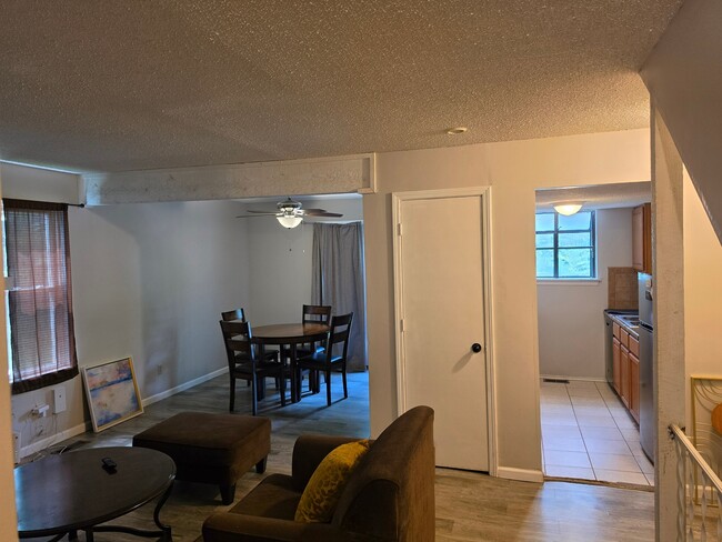 Photo - 2830 Eaton St