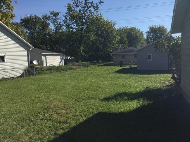 Photo - Cozy 2 Bedroom and 1 Bath Home w/ Garage