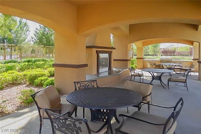 Photo - 8113 Slate Falls St