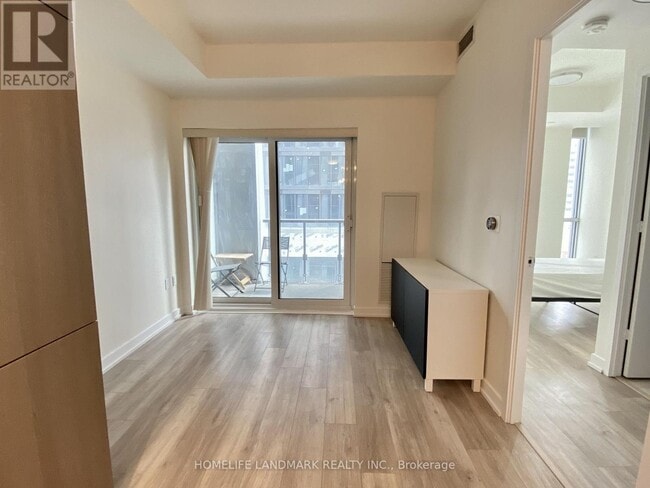 Photo - 1 Yorkville Ave Unit 601