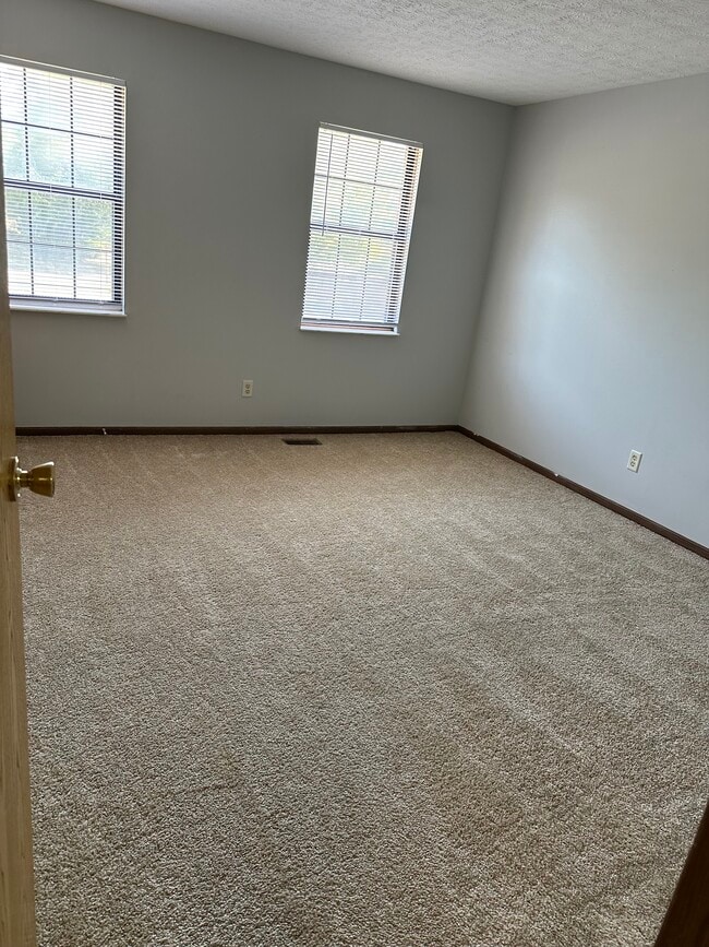 Building Photo - 6449 Brookedge Ct Unit 6449 Rental