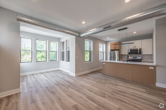 Building Photo - 2401 N Kedzie Blvd Unit 1 Rental