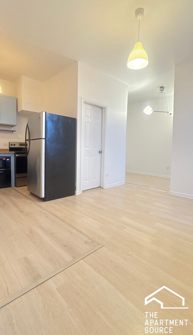 Photo - 1900 S Throop St Unit 2