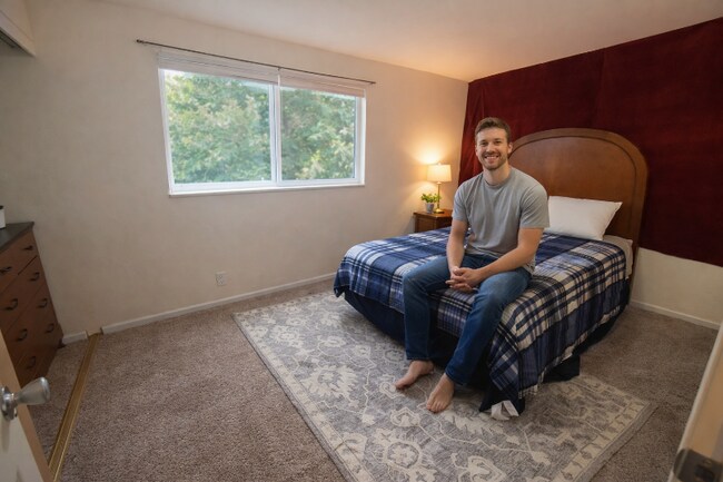 Photo - 333 E 300 N Unit Rooms for Rent