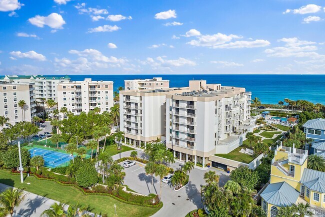 176 Helios Dr Unit 308