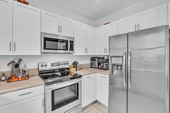 Building Photo - 4668 Banker Terrace