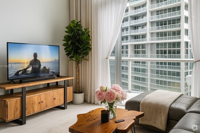 Building Photo - 475 Brickell Ave Unit 2213 Rental