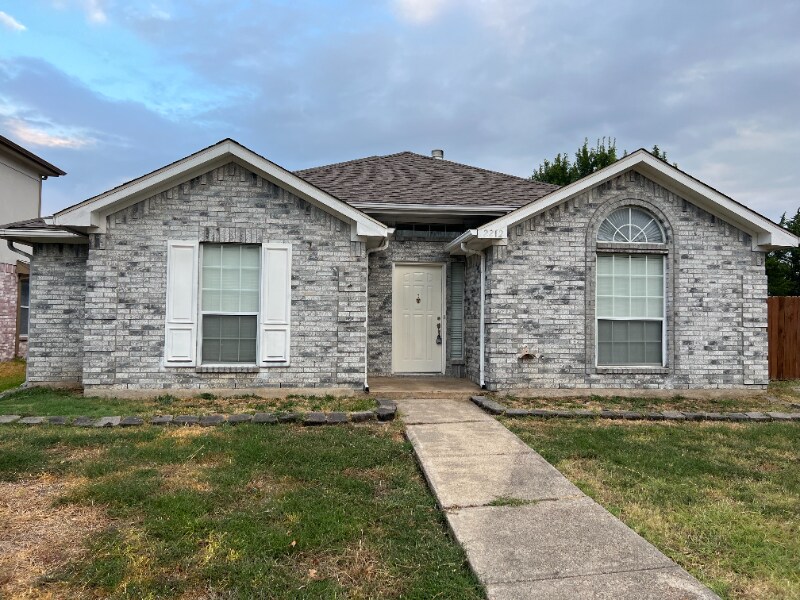 Photo - 2212 Waterway Dr