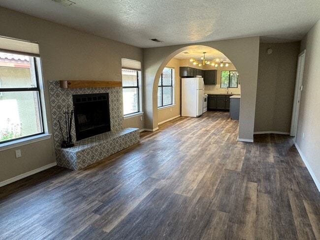 Photo - 2 Bedroom, 2 Bathroom Home near Tramway and Indian School