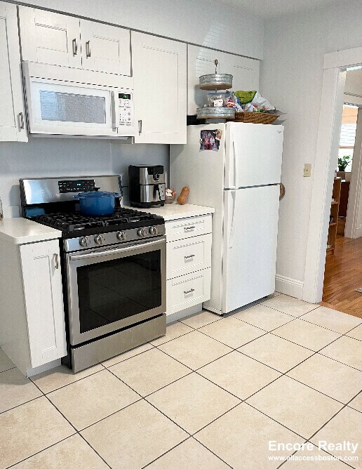 Building Photo - 76 Columbia St Unit 2 Rental