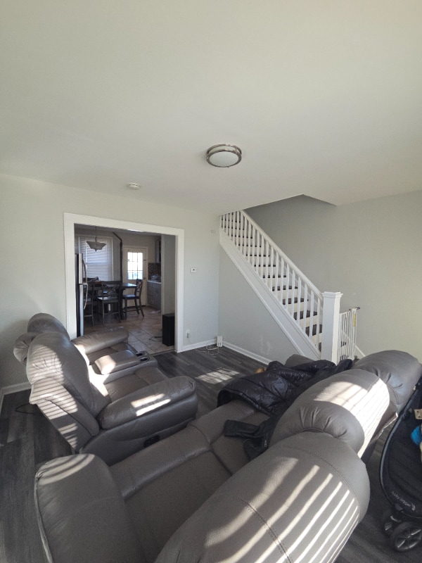 Building Photo - 344 E Milton Ave