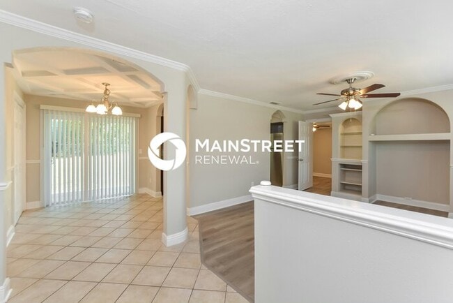 Photo - 3 Bedroom Pet-Friendly Home in Deltona, FL with Main Street Renewal