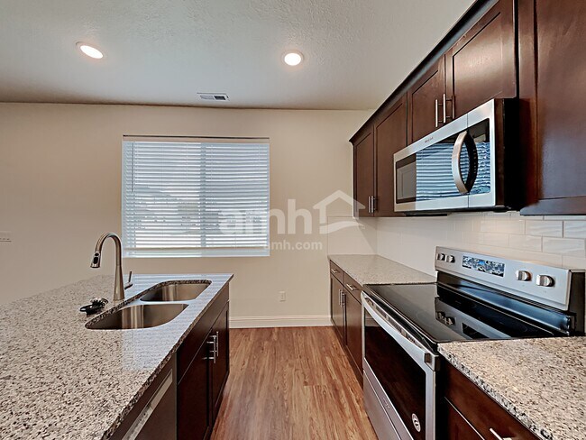 Photo - 331 North St