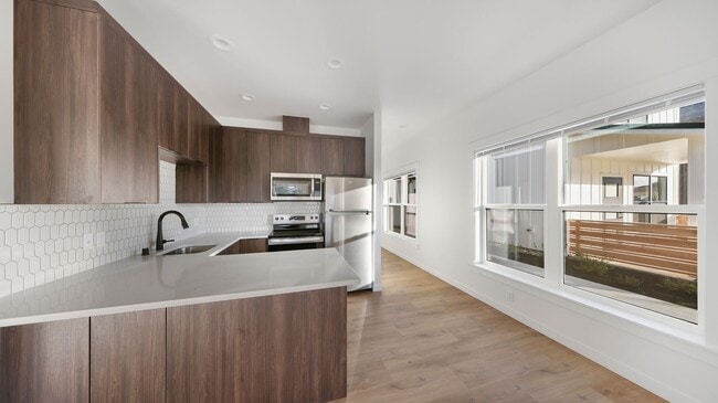 Photo - 3 Bed 2 Bath - A/C Mini-split - Fabulous F...